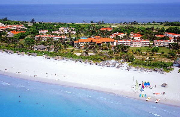 BREEZES VARADERO